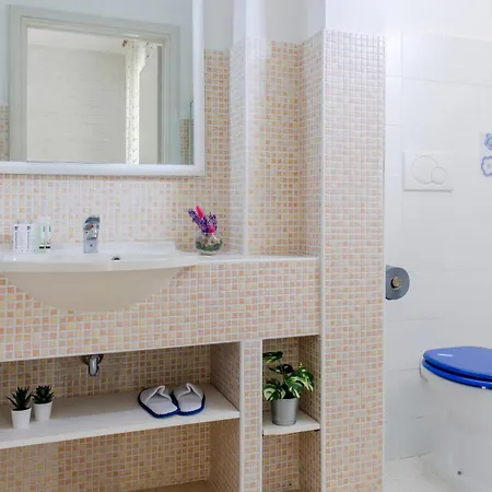 Summer - Baia Guest house